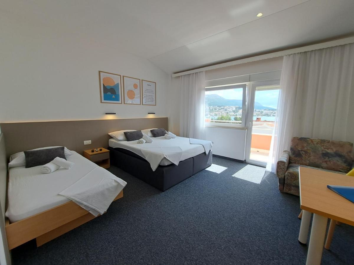 Rooms Zvonimir Stobreč Dış mekan fotoğraf