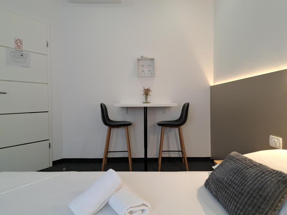 Rooms Zvonimir Stobreč Dış mekan fotoğraf