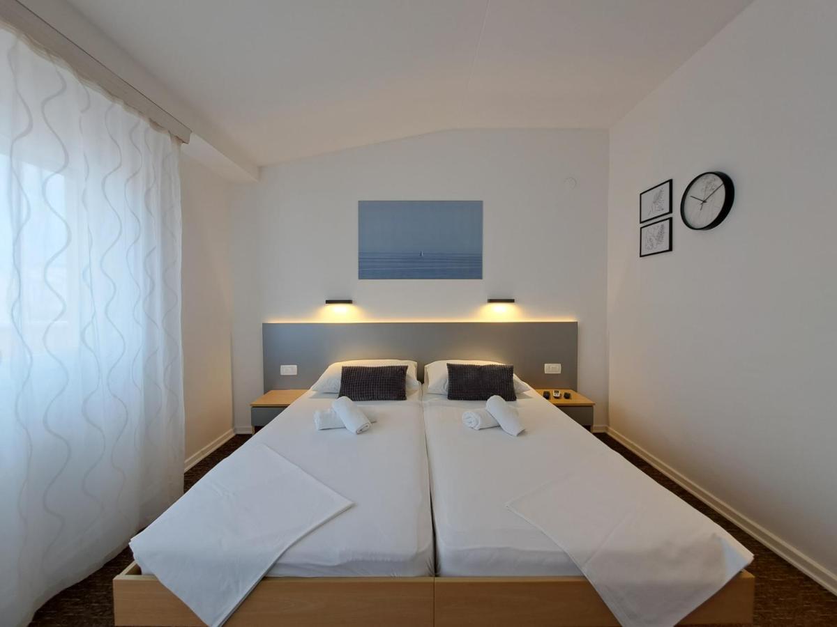 Rooms Zvonimir Stobreč Dış mekan fotoğraf